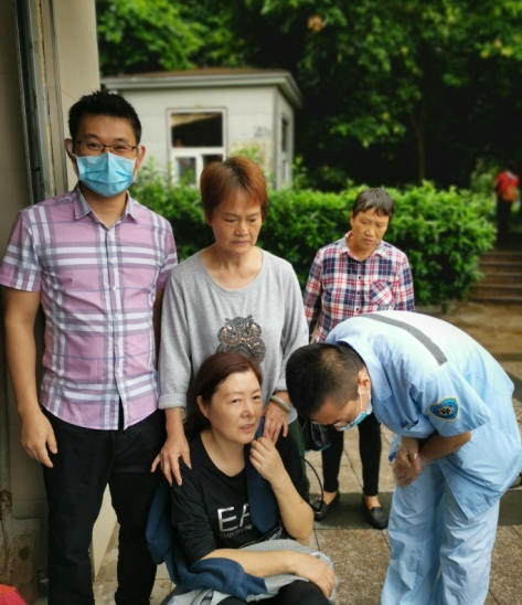 刘申平救人2.png