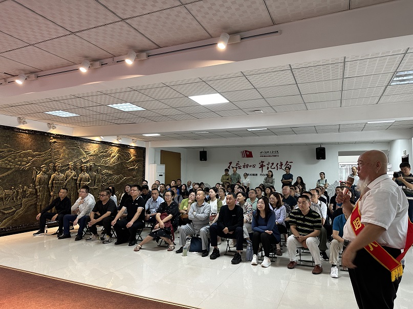 1694952948.jpg 3.jpg