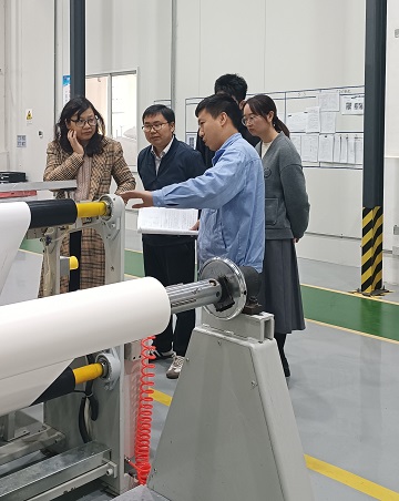 1711280560.jpg 参观企业.jpg